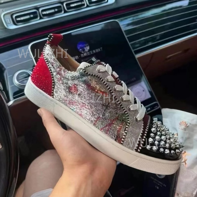 カラフルなスパンコールグラフィティレッドカップルスニーカーサ - Men Shoes Red Tape のレビューと価格