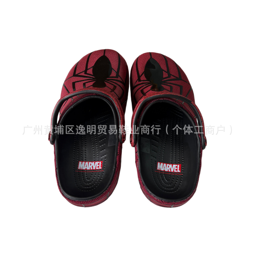 スパイダーマン柄のクロッグサンダル 赤黒 EVA スリップオ - Men Shoes Red Tape のレビューと価格