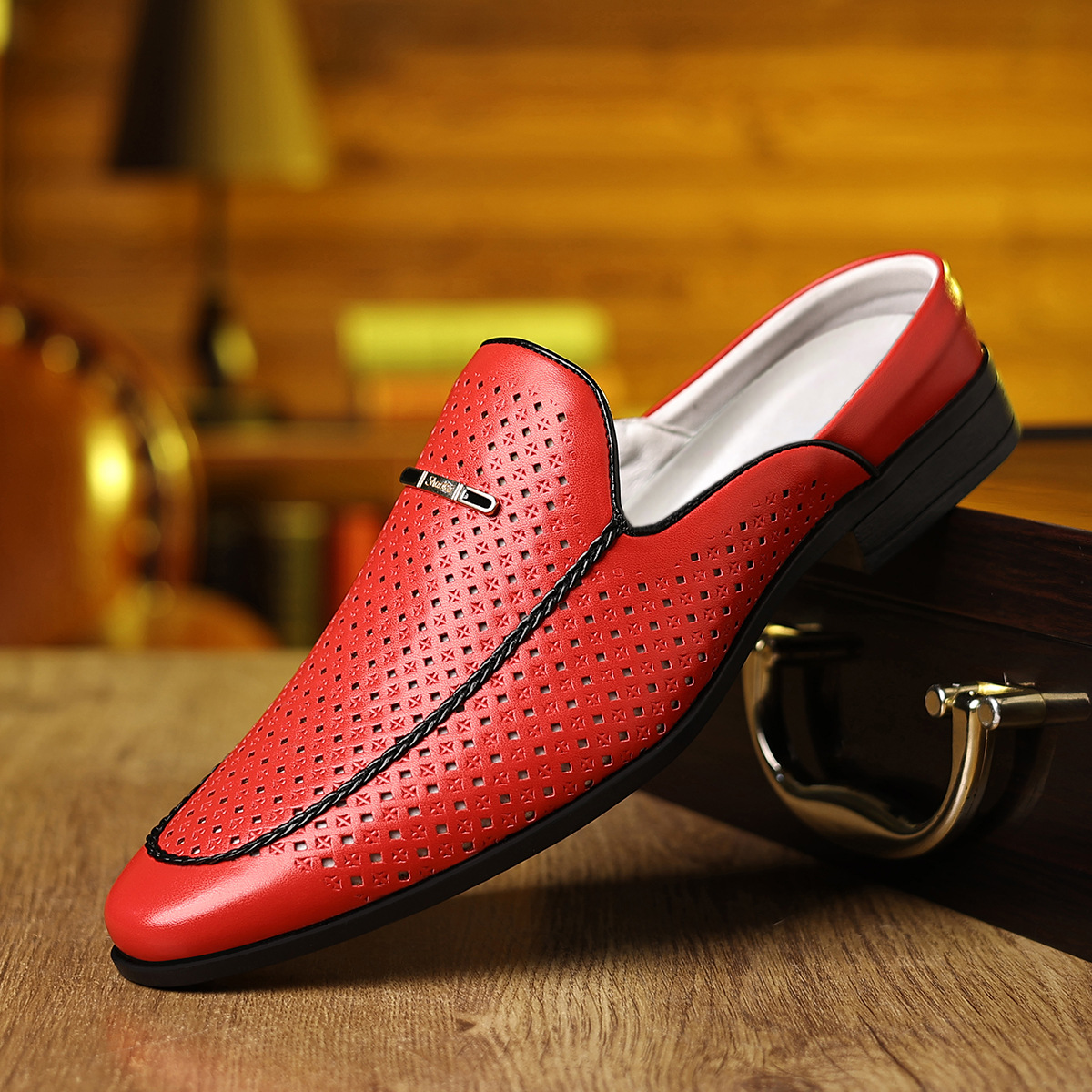 ファッションメンズ赤白黄青ハーフスリッパ革靴男性カジュアルミ - Men Shoes Red Tape のレビューと価格