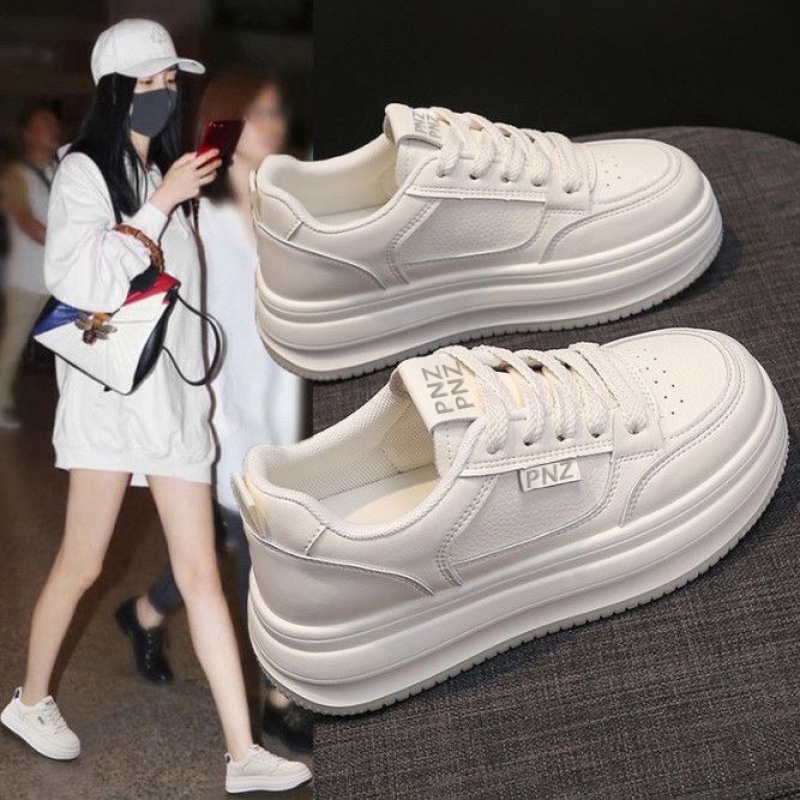 女性の靴新しいファッション通気性カジュアル快適なスポーツアウ - Casual Sneaker Low のレビューと価格