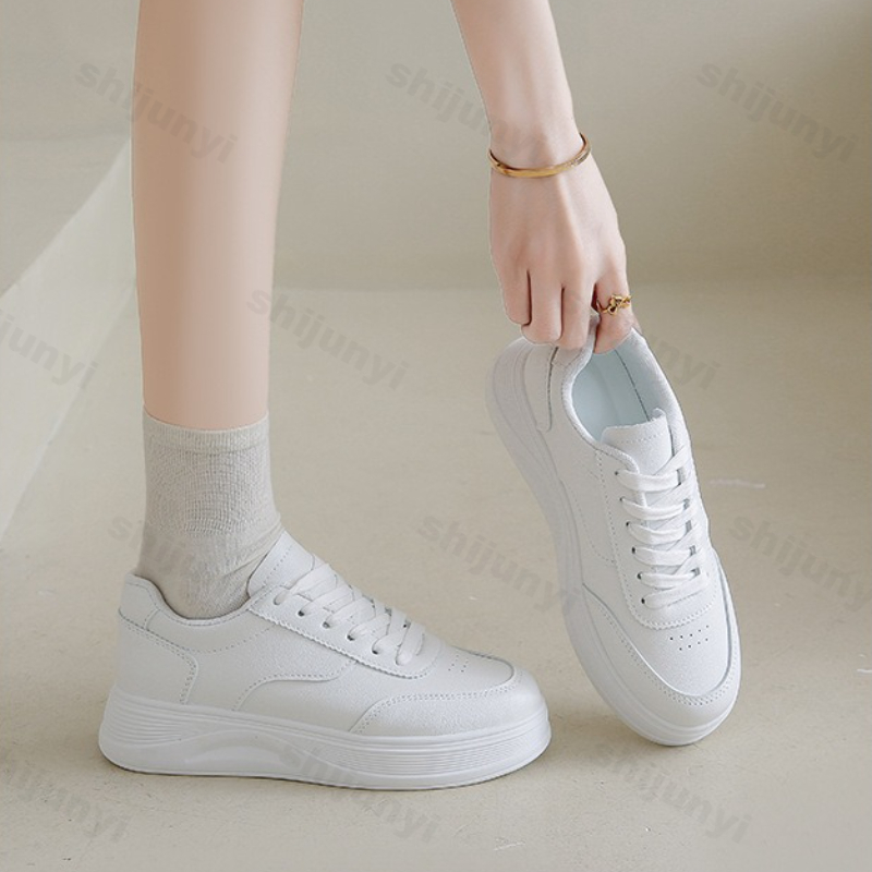 レディースホワイトシューズ 2025年秋新作 通気性抜群 快 - Casual Sneaker Low のレビューと価格