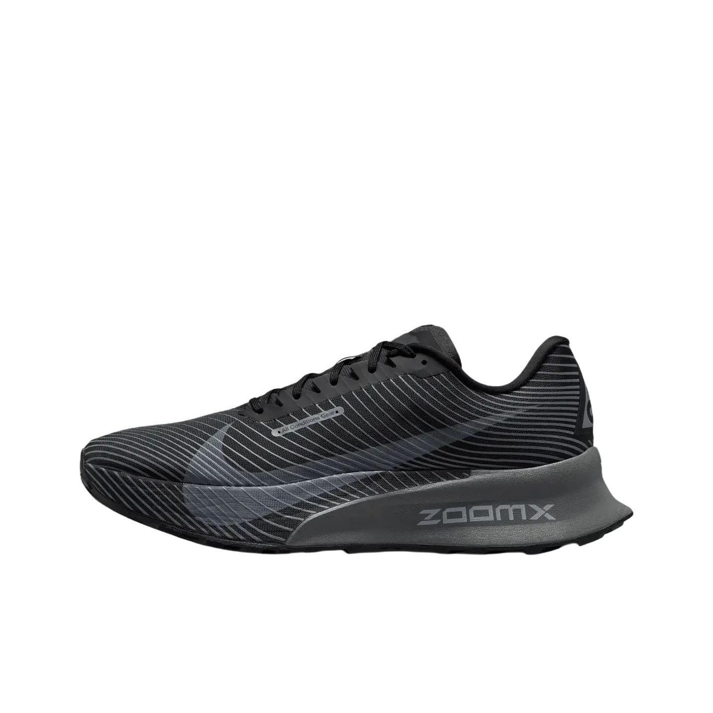 ナイキ ACG ウルトラフライ トレイルランニングシューズ  - Men Shoes Nike のレビューと価格
